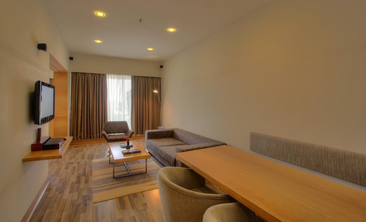 Parc Estique Hotel 4*