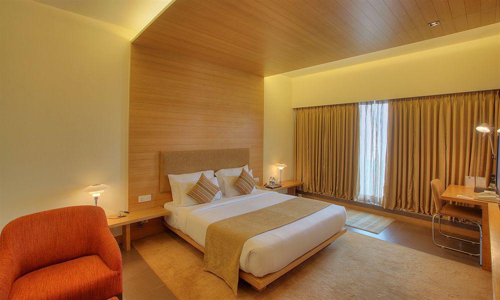 Parc Estique Hotel 4*